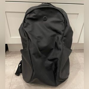 Lululemon Out of Range backpack